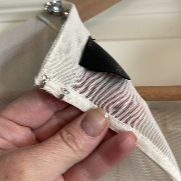 NWT dressy tank top with gorgeous rhinestone detail. Size medium - Picture 4 of 5